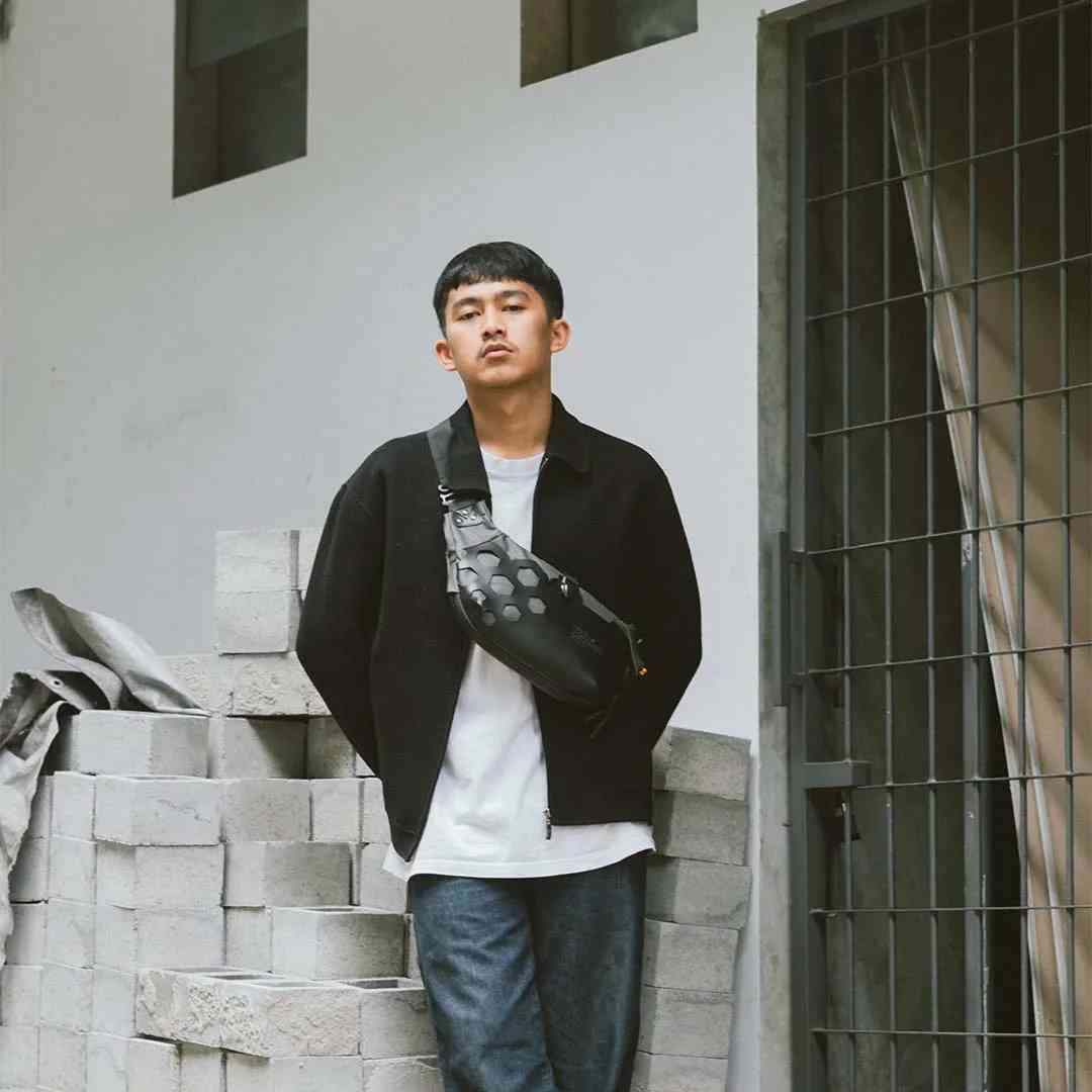 Vegas 3.0 Waistbag - Image 9