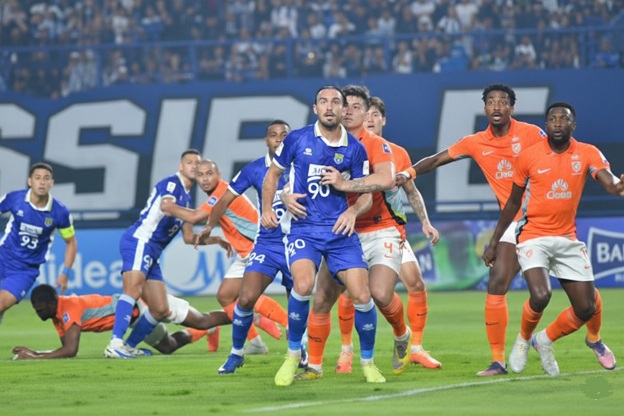 Gol Andrew Jung Tak Cukup Antar Persib ke 8 Besar