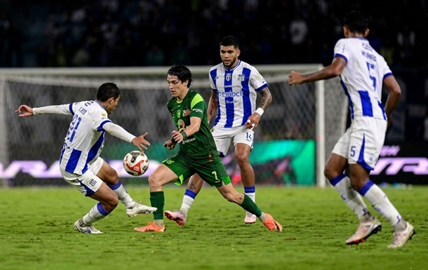 Atmosfer Panas dan Hujan Kartu Kuning