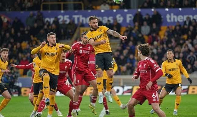 Wolves Ubah Ritme Permainan