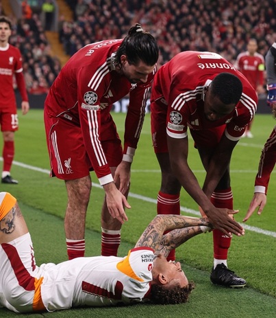 Penyebab Cedera Jari Noa Lang Saat Laga