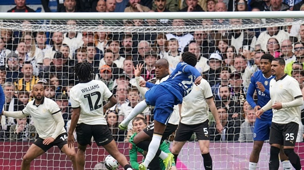 Hujan Gol di Babak Pertama